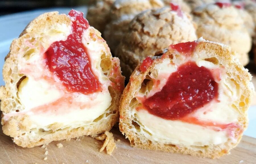 Profitrolis vaniļas/ķiršu 10gab.